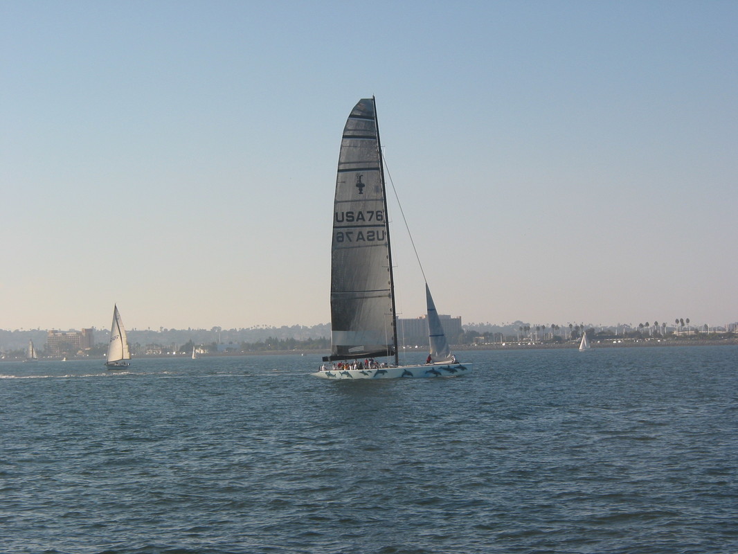 sailing boat yacht hire